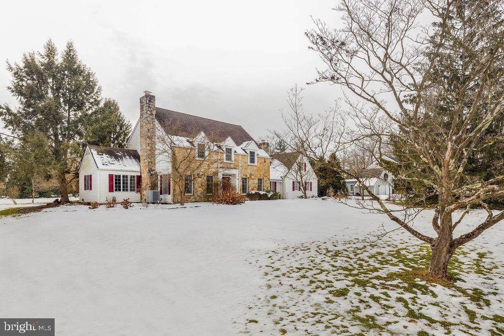 250 Old Mill Road - Photo 1