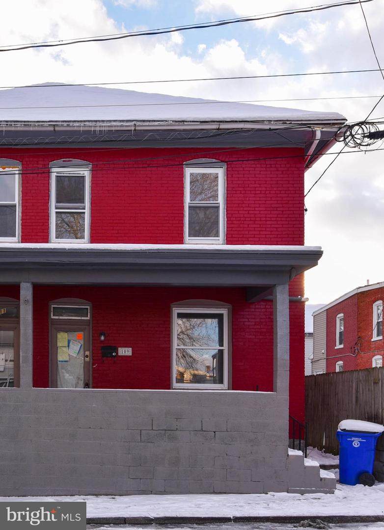 109 Ray Street - Photo 1