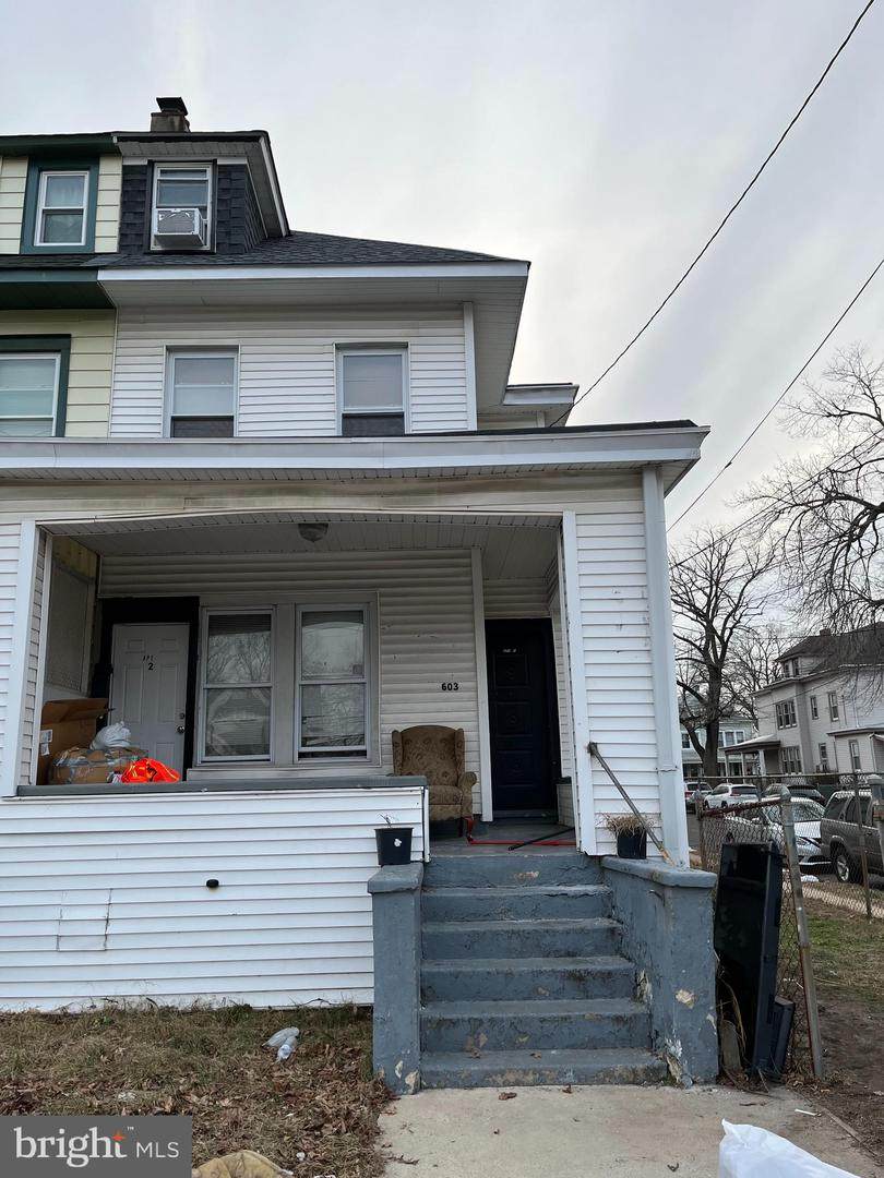 603 Johnston Avenue - Photo 1