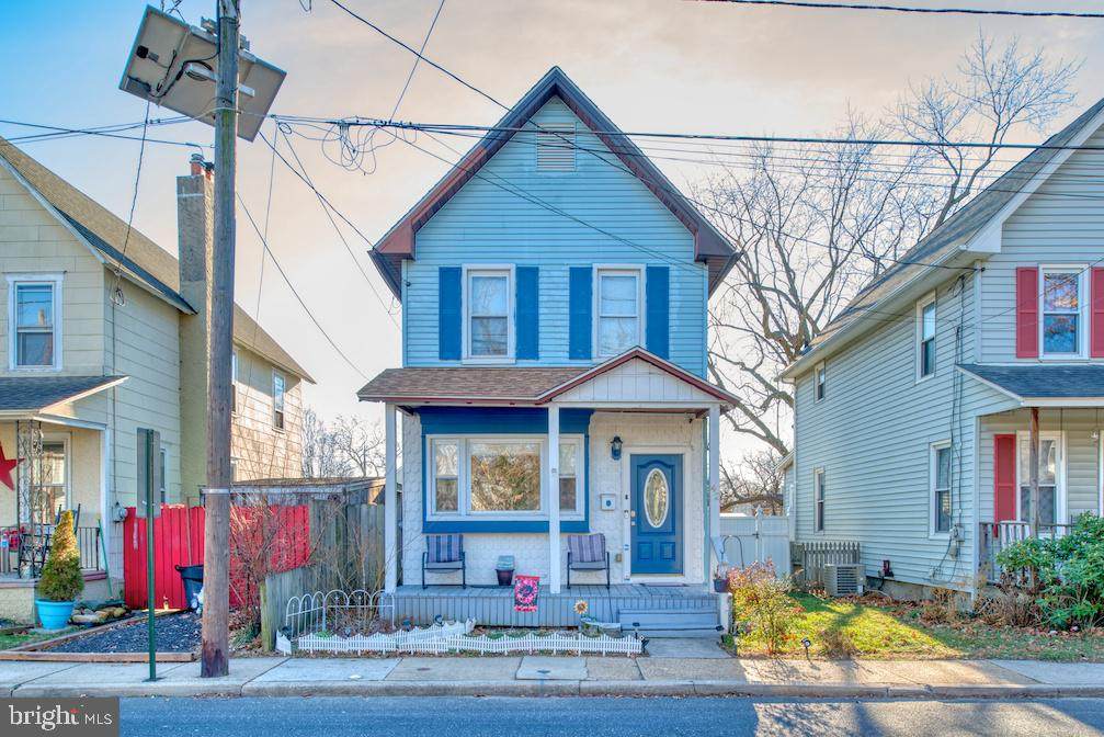 42 Center Avenue - Photo 1