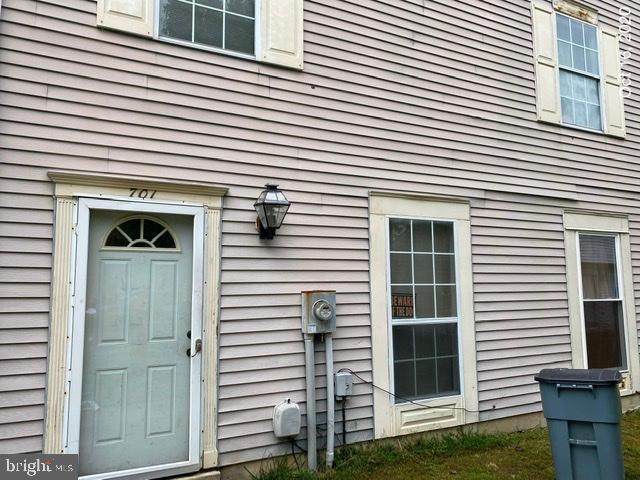701 Indian Head Ave - Photo 1