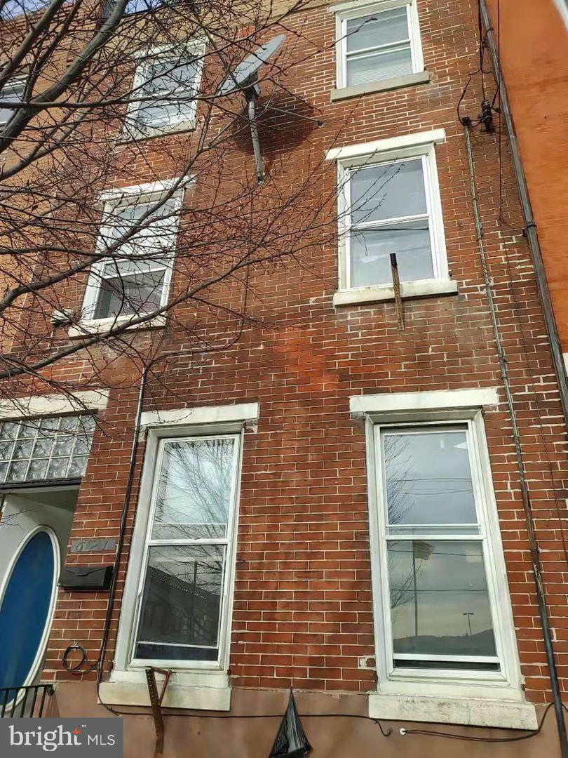 621 Washington Avenue - Photo 1