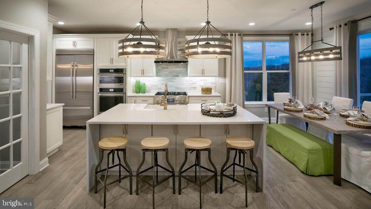 242 Lily Lane - Photo 1