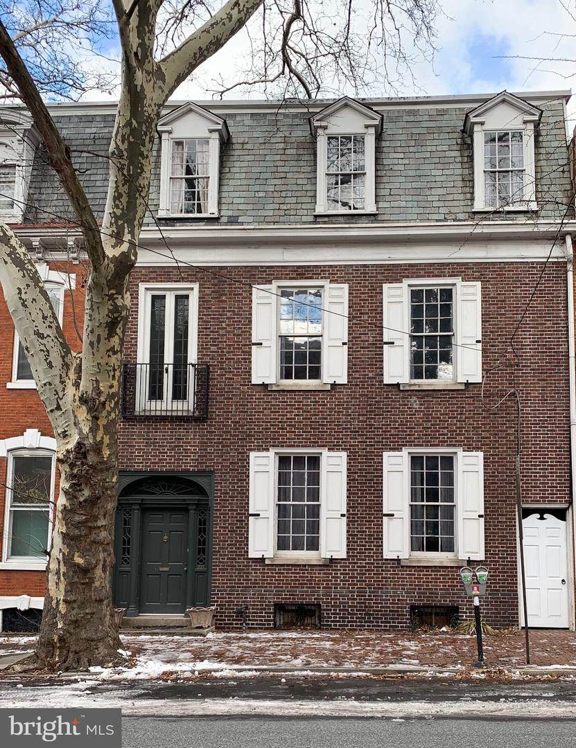 231 Orange Street - Photo 1