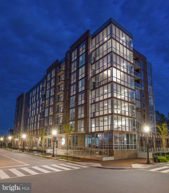 88 V Street - Photo 1