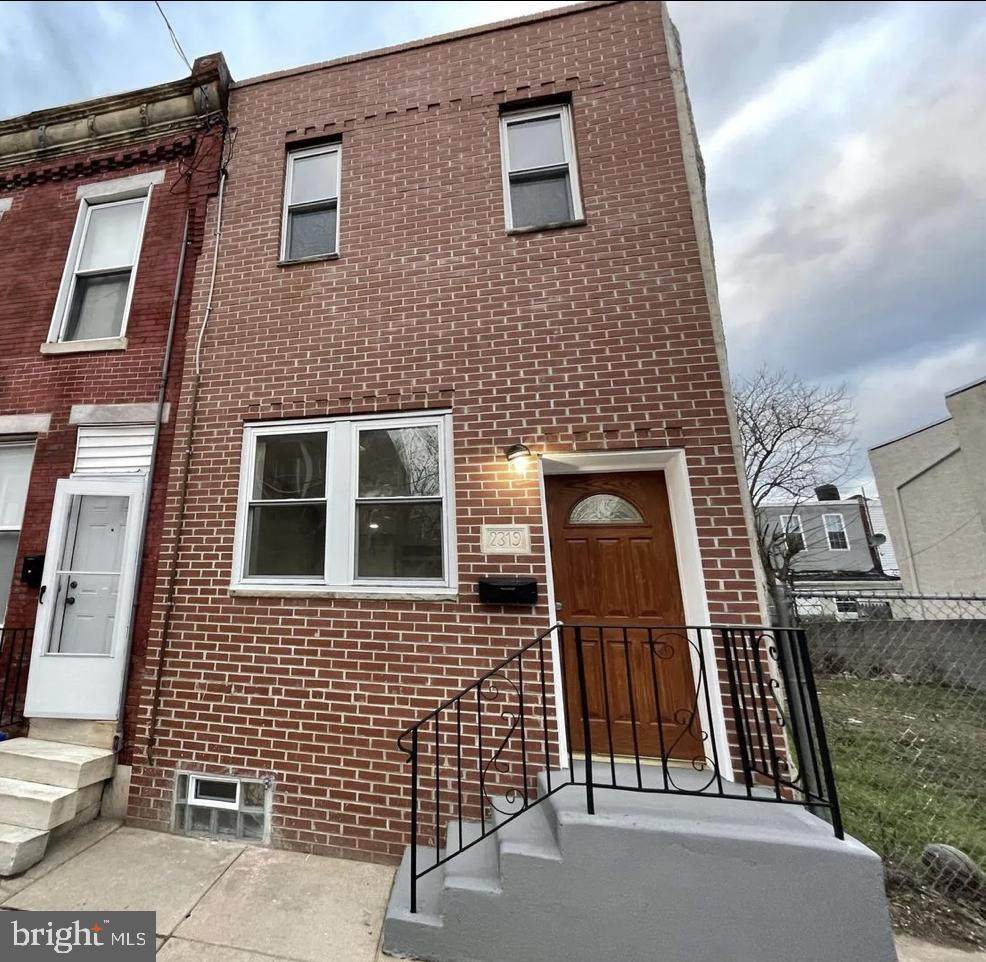 2319 Greenwich Street - Photo 1