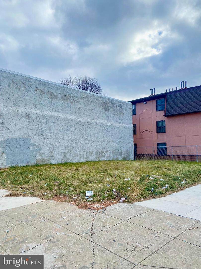 618-20 Jefferson Street - Photo 1