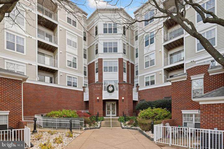 1625 International Drive - Photo 1