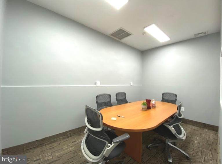 5321 Oxford Avenue - Photo 1