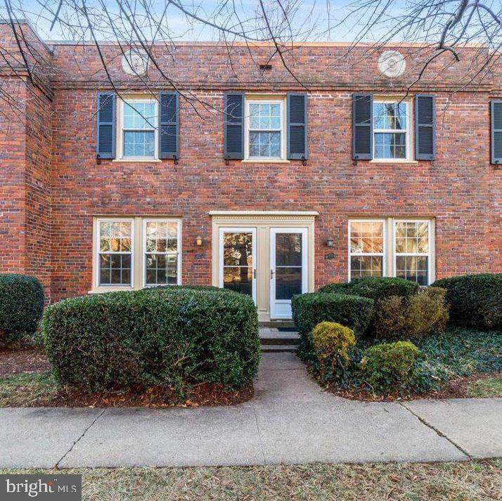 1401 Edgewood Street - Photo 1