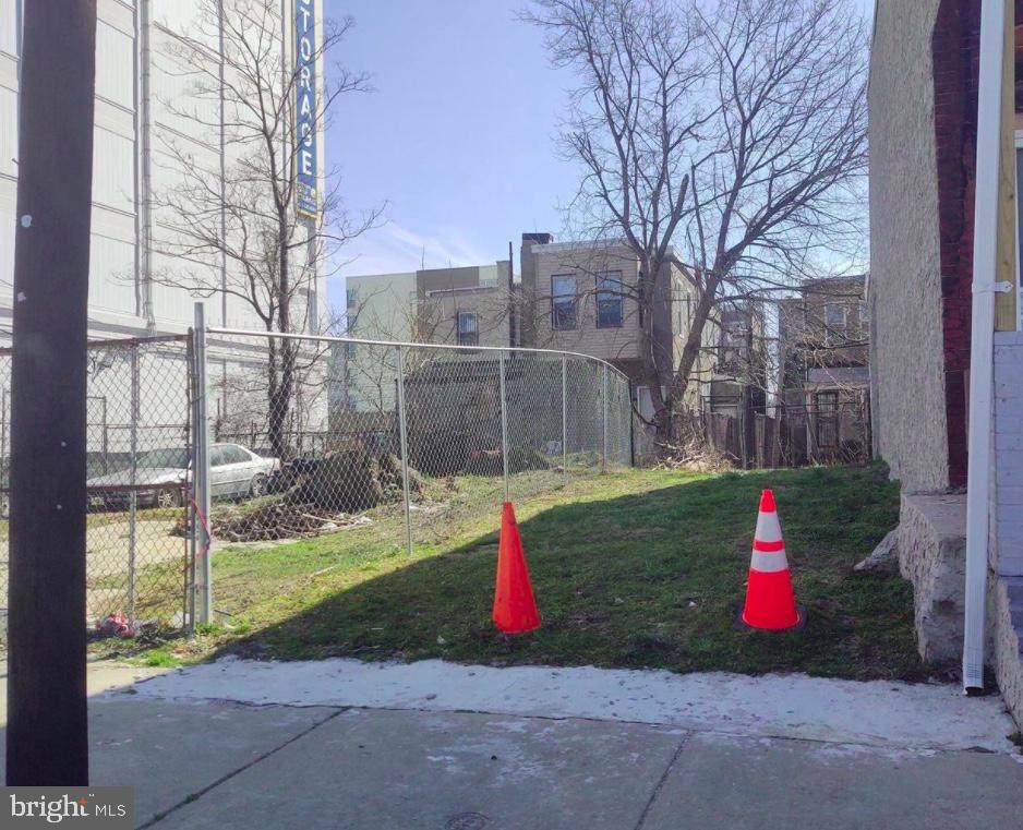 1904 Hilton Street - Photo 1