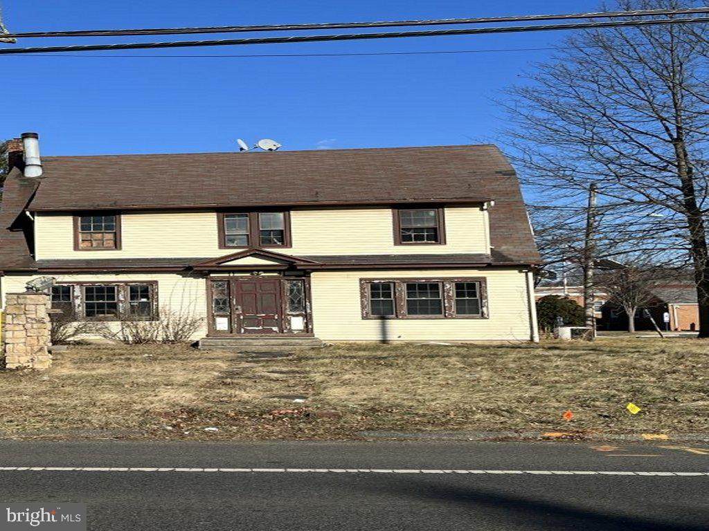 765 Farnsworth Avenue - Photo 1