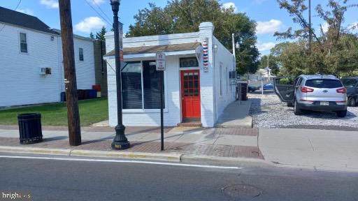 5 Lafayette Street - Photo 1