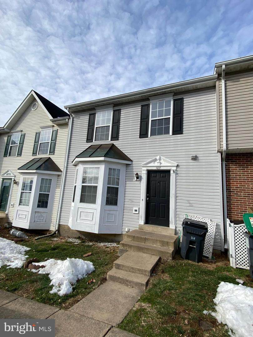 407 Kings Crest Drive - Photo 1