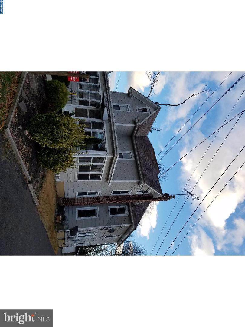 421 Holly Avenue - Photo 1