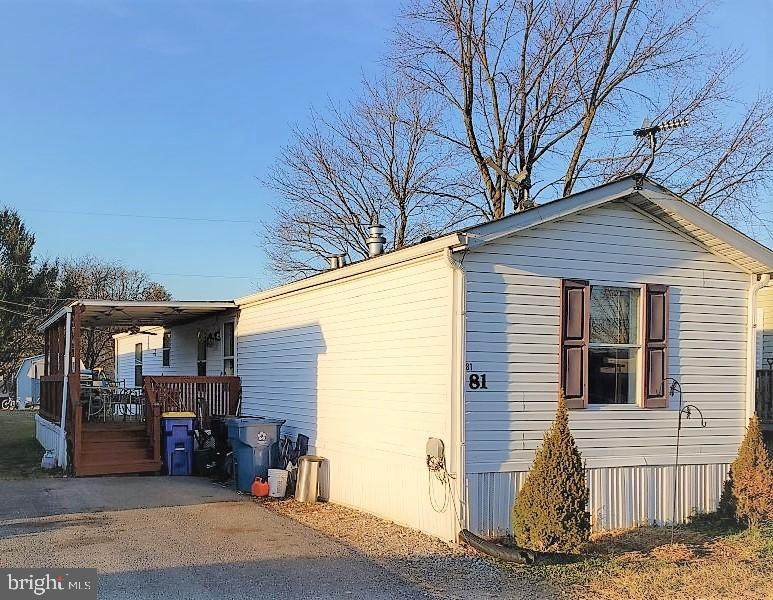 81 Willow Drive - Photo 1