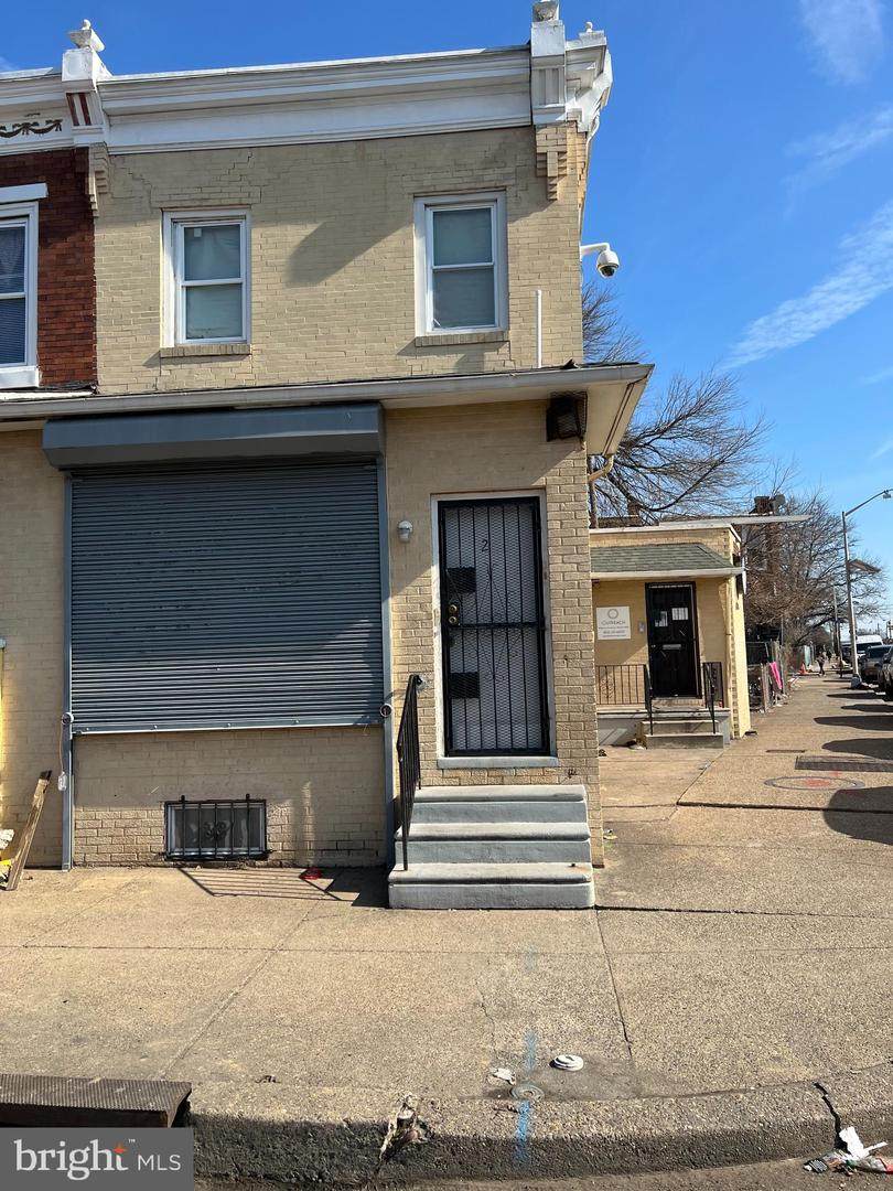 2 Leonard Avenue - Photo 1
