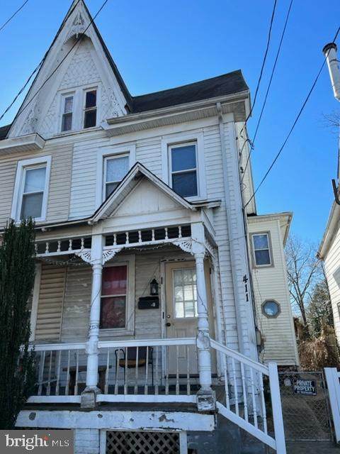 411 Main Street - Photo 1