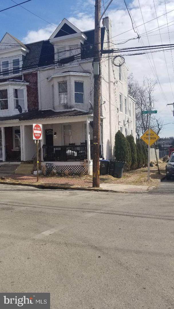 1100 Green Street - Photo 1