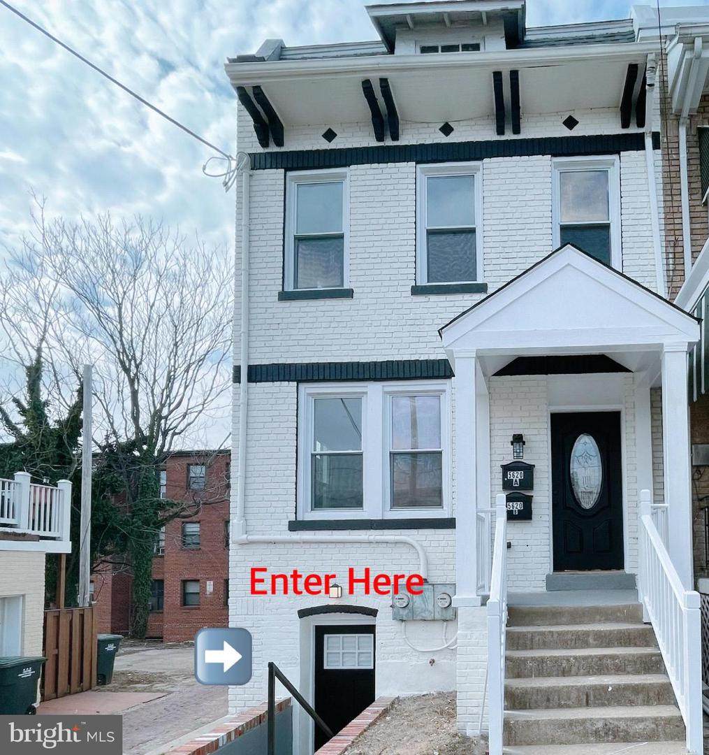 5620 9TH Street - Photo 1