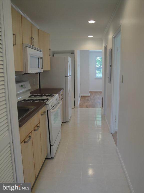1733-1735 Gales Place - Photo 1