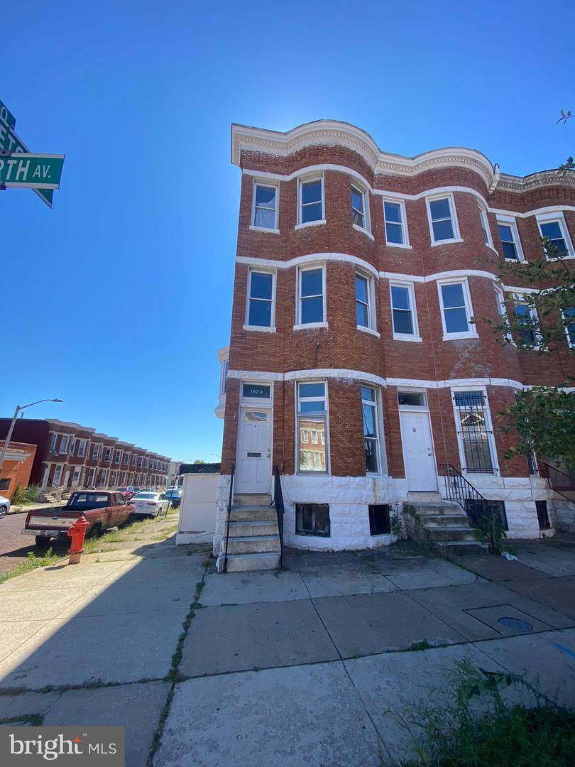 1929 North Avenue - Photo 1