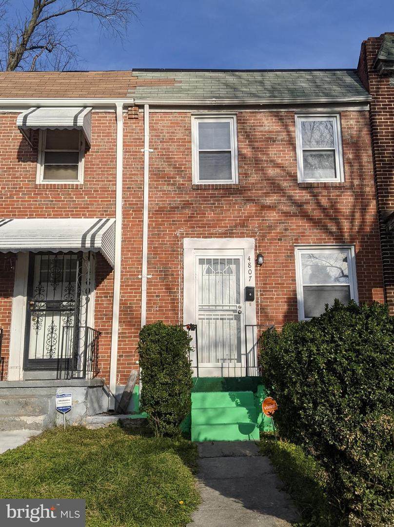 4807 Cordelia Avenue - Photo 1
