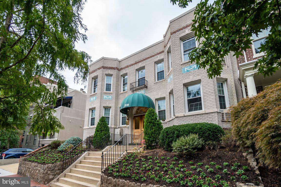 1308 21ST Street - Photo 1