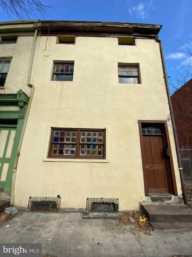 212-214 Perry Street - Photo 1