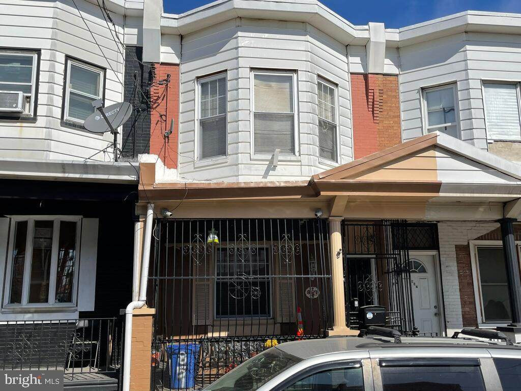 851 Westmoreland Street - Photo 1