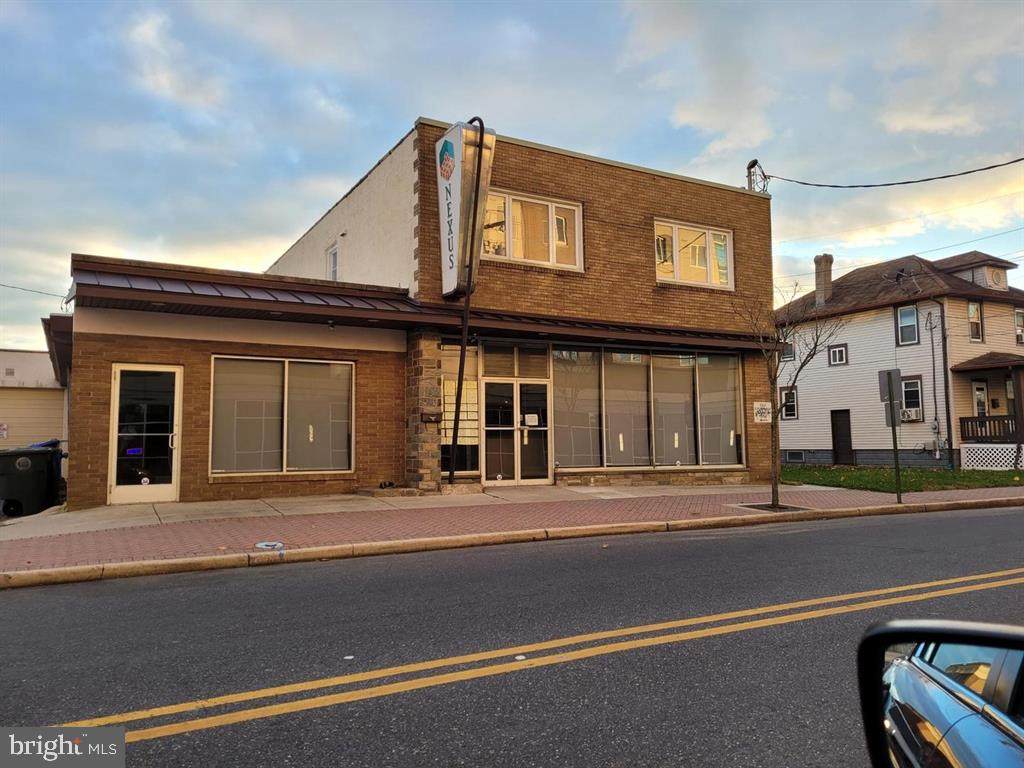 208-08 High Street - Photo 1