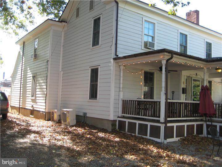 9 Broad Street - Photo 1
