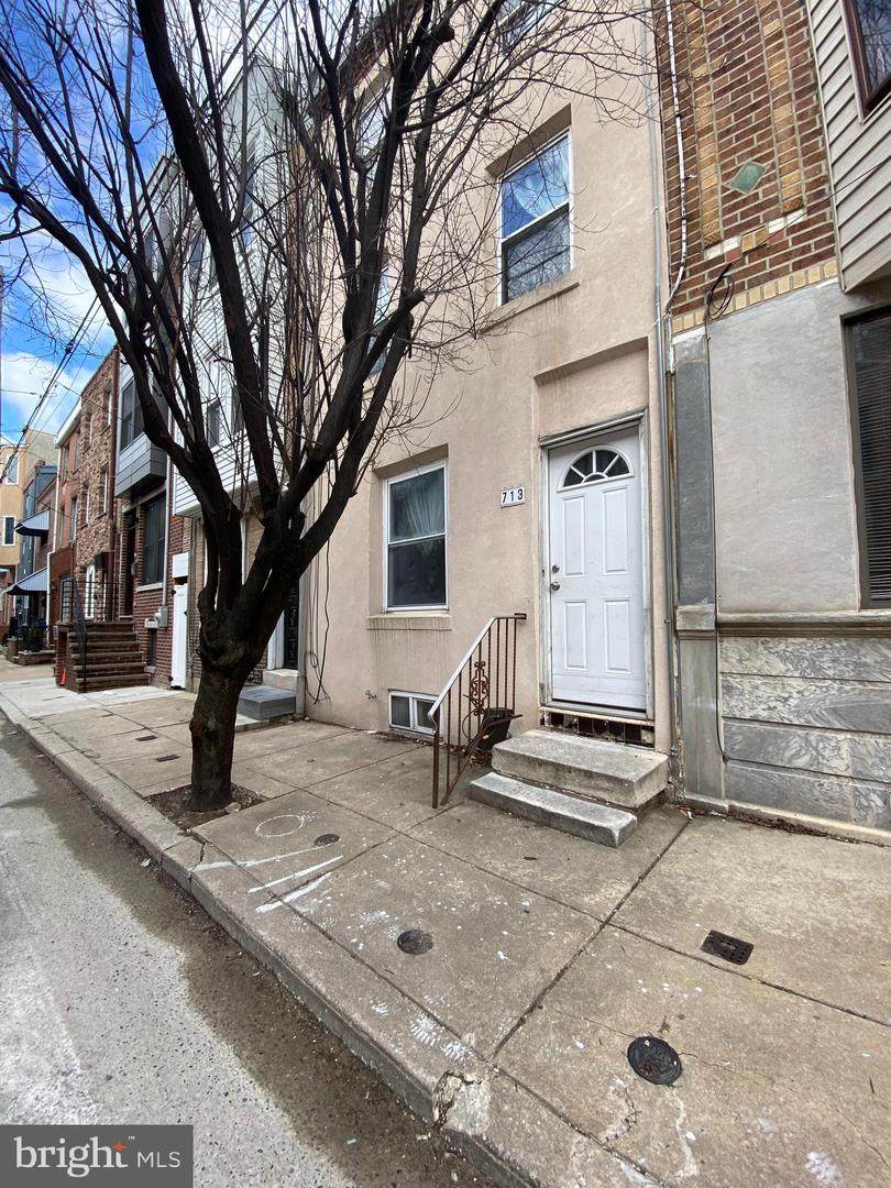 713 Ellsworth Street - Photo 1