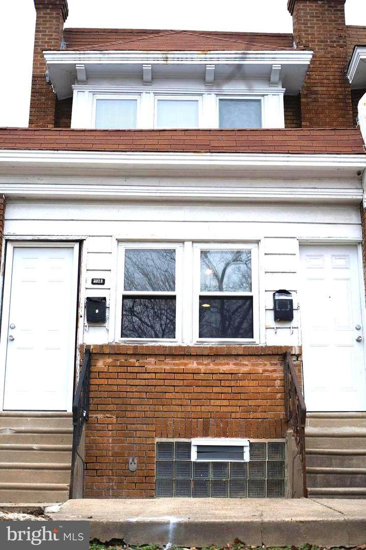 7028 Broad Street - Photo 1