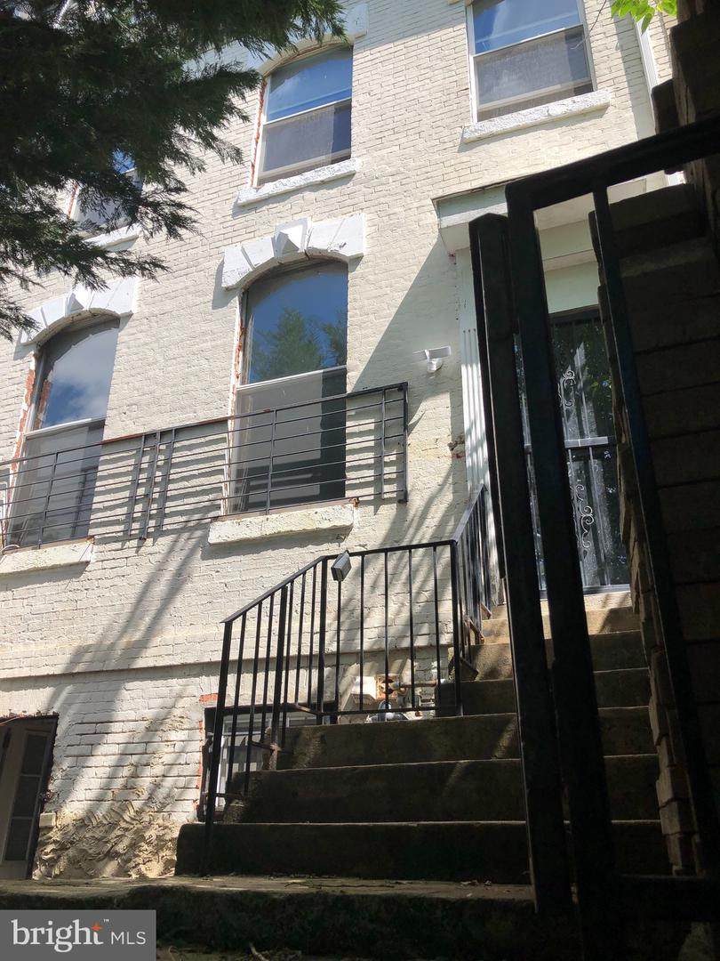 723 Euclid Street - Photo 1