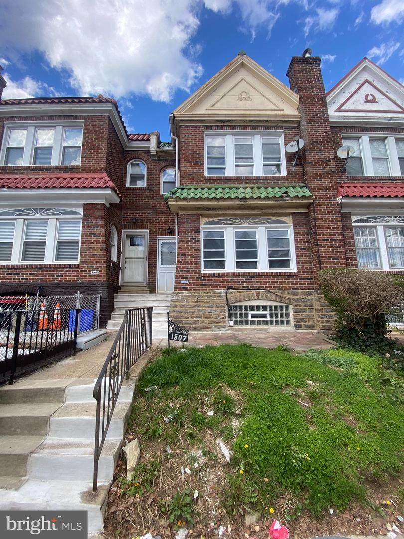 1807 Ashley Street - Photo 1