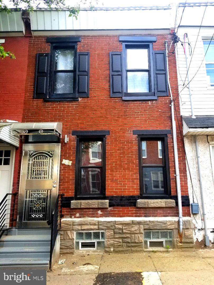 1914 Albert Street - Photo 1
