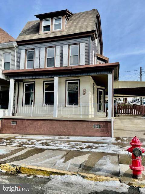 3 7TH Street - Photo 1