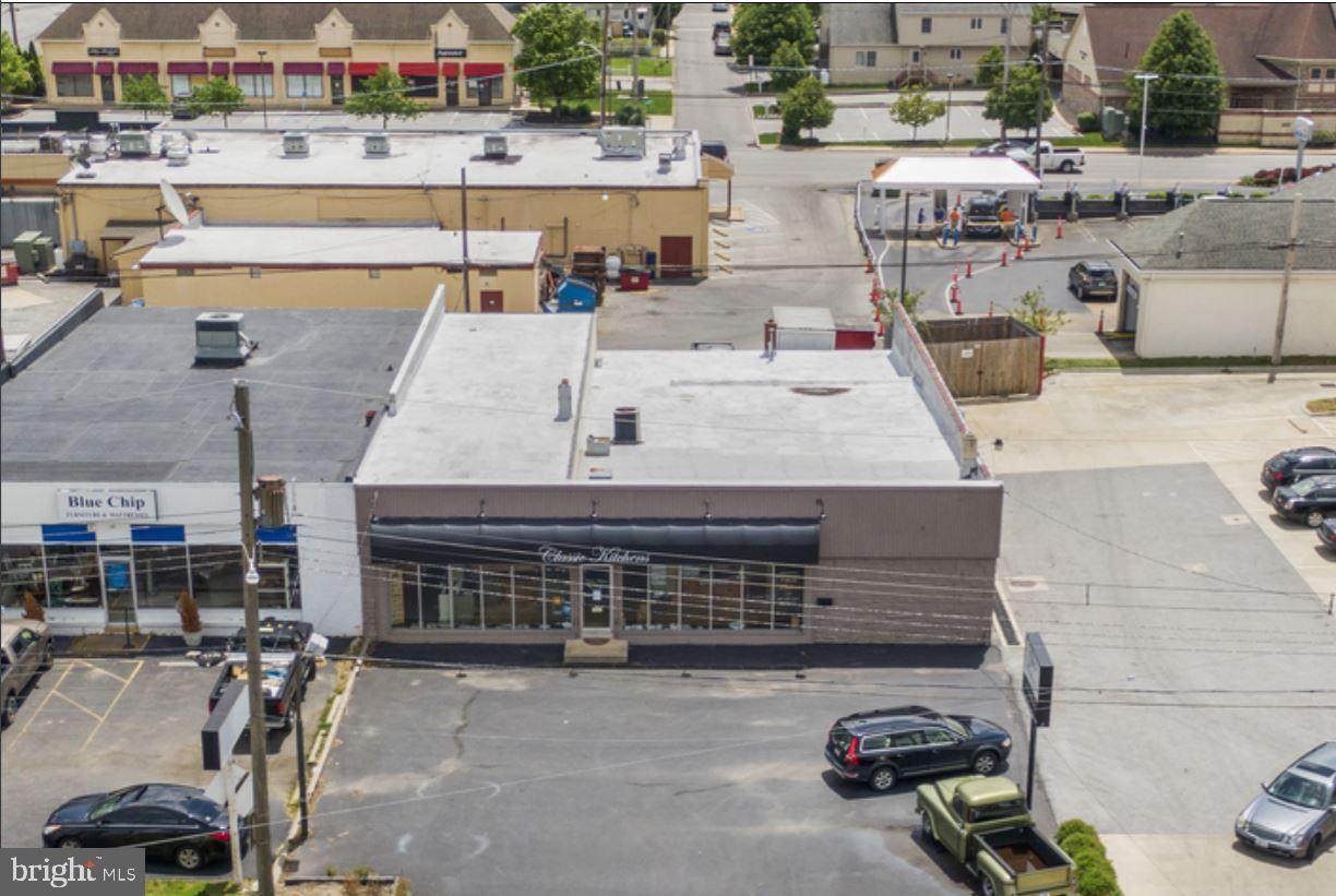 622 Gay Street - Photo 1