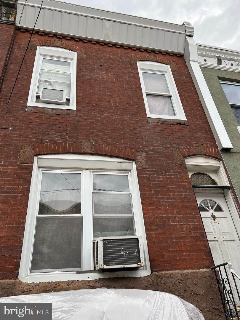 1723 Watkins Street - Photo 1