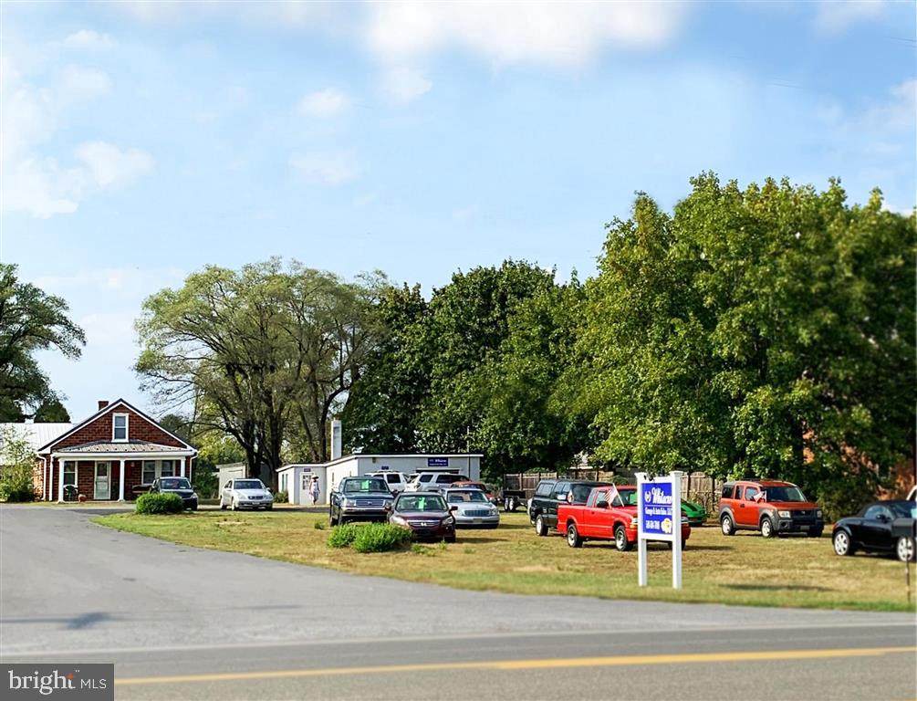 2089 Martinsburg Pike - Photo 1