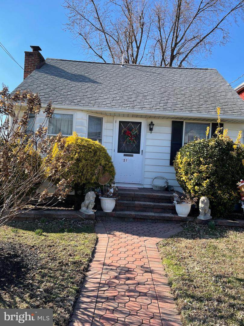 51 Churchill Avenue - Photo 1