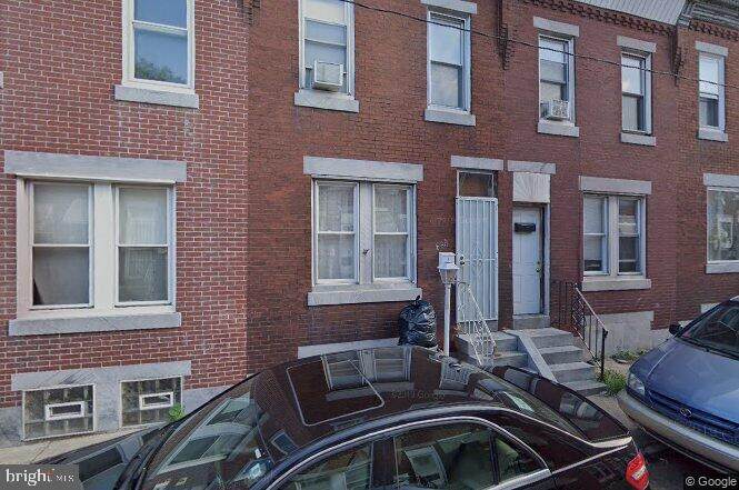 636 Wishart Street - Photo 1