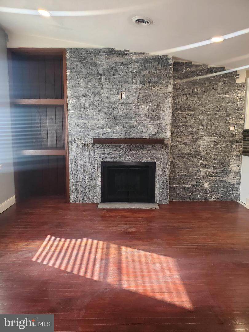 620 Rodman Street - Photo 1