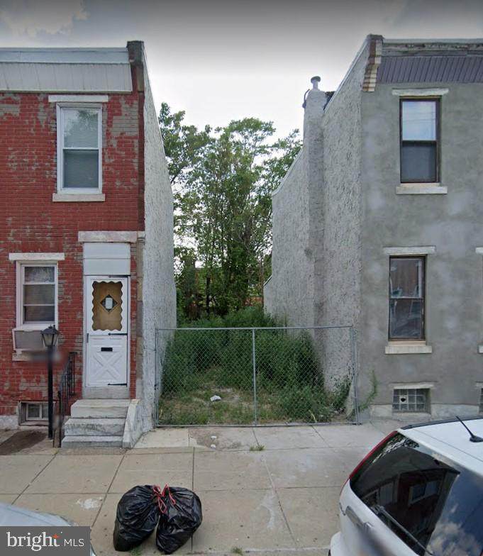 1828 Wensley Street - Photo 1