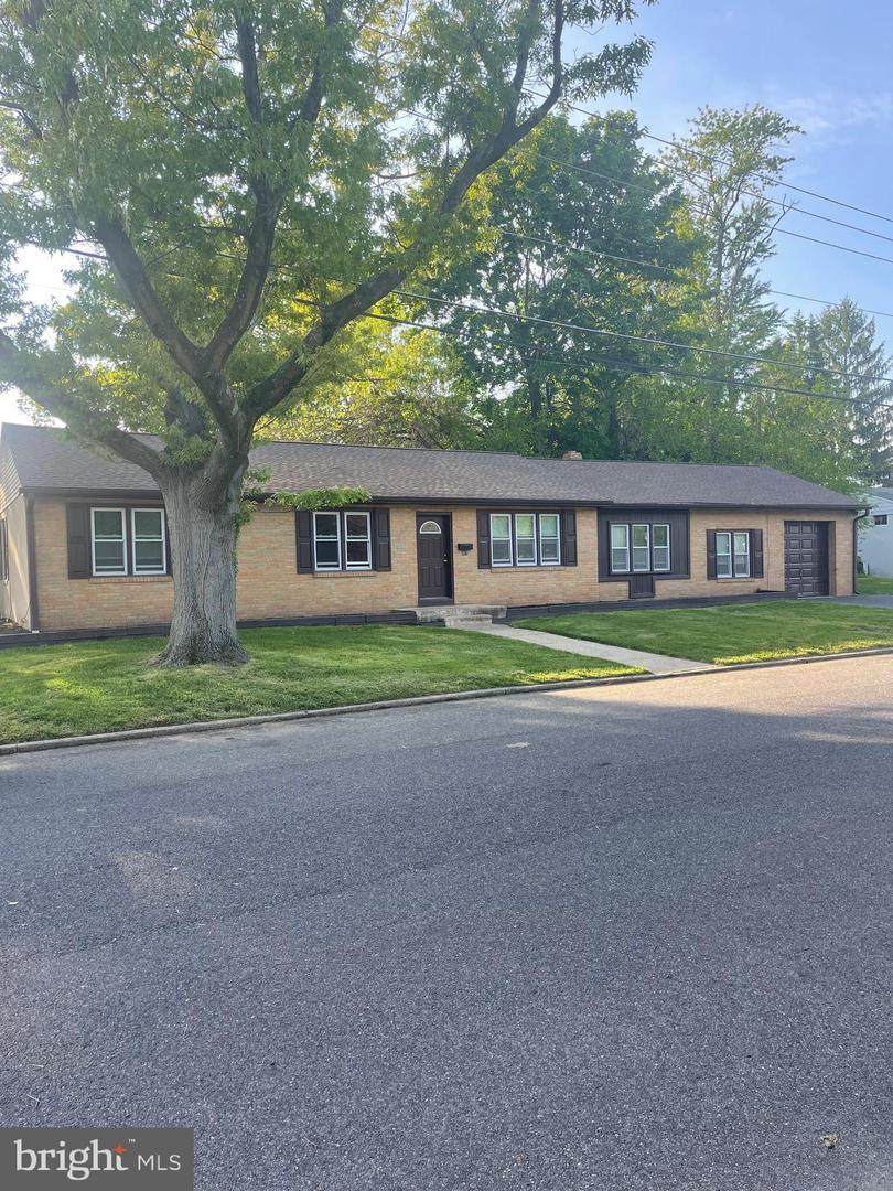 307 Yale Rd S - Photo 1