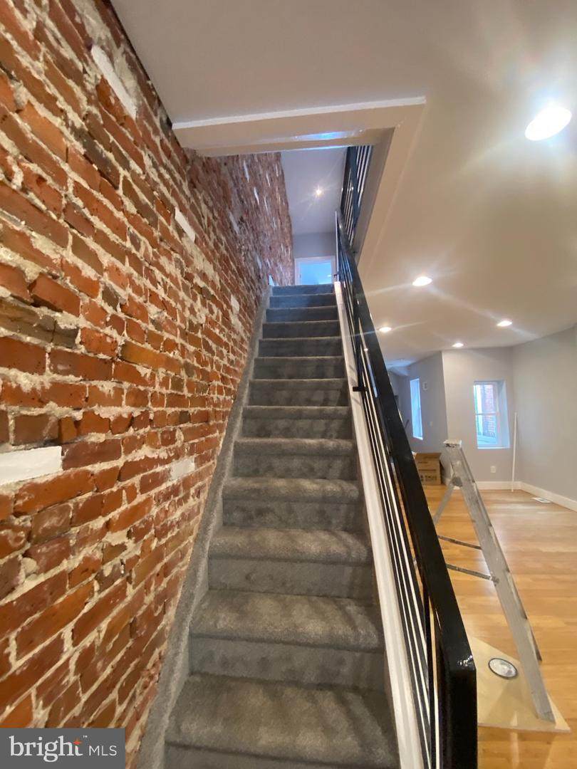 2011 Pacific Street - Photo 1