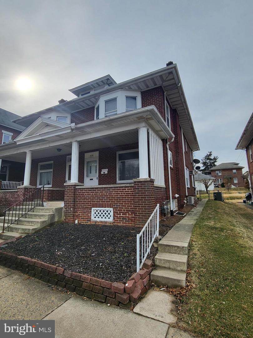 4232 Penn Avenue - Photo 1