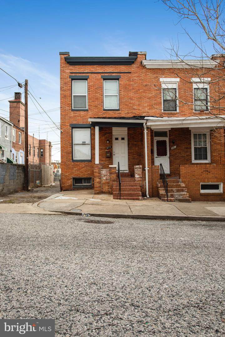 623 Clinton Street - Photo 1