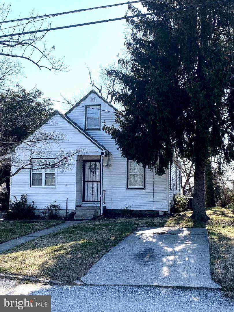 1019 Sumter Avenue - Photo 1
